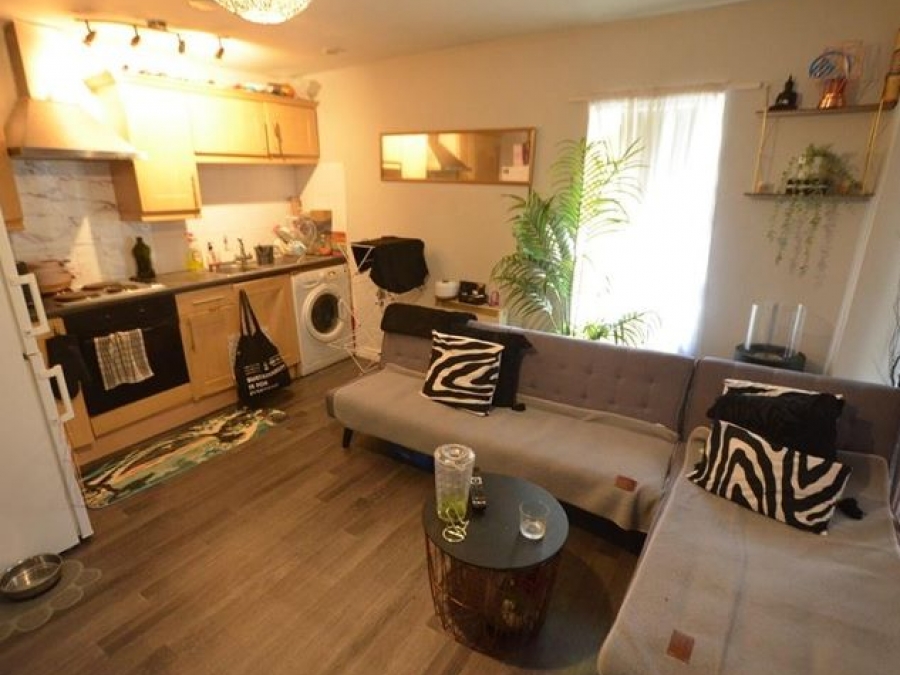 Apartment 1, 75 Henry Street, Liverpool, Merseyside, L1 5BU