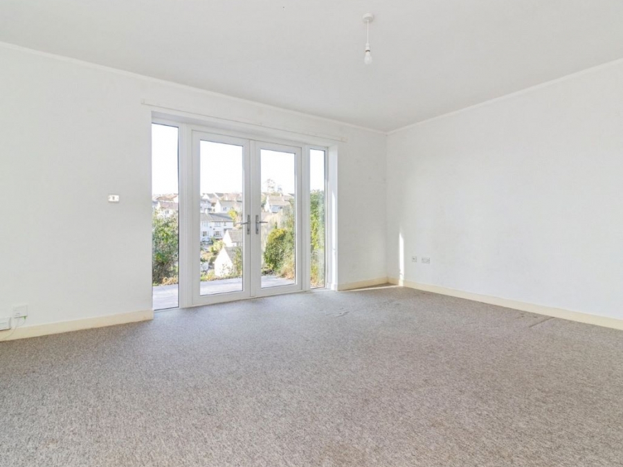 Oak Lodge, Foxhole Road, Paignton, Devon, TQ3 3TA