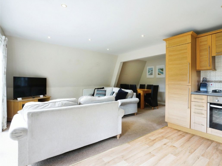 Lodge 4, Bodmin Holiday Park, Lanivet, Bodmin, Cornwall, PL30 5JJ