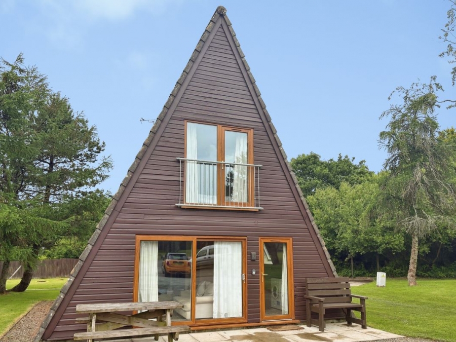 Lodge 4, Bodmin Holiday Park, Lanivet, Bodmin, Cornwall, PL30 5JJ