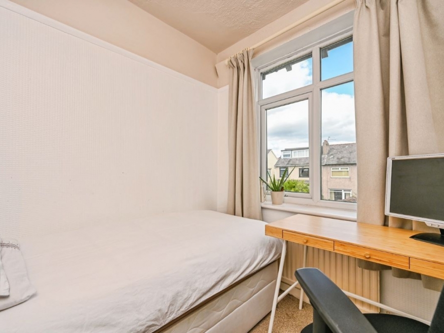 25 Grasmere Gardens, Crosby, Liverpool, Merseyside, L23 0TA