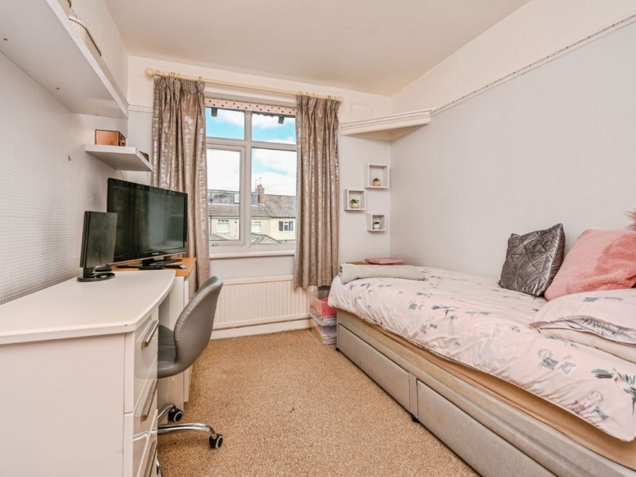 25 Grasmere Gardens, Crosby, Liverpool, Merseyside, L23 0TA