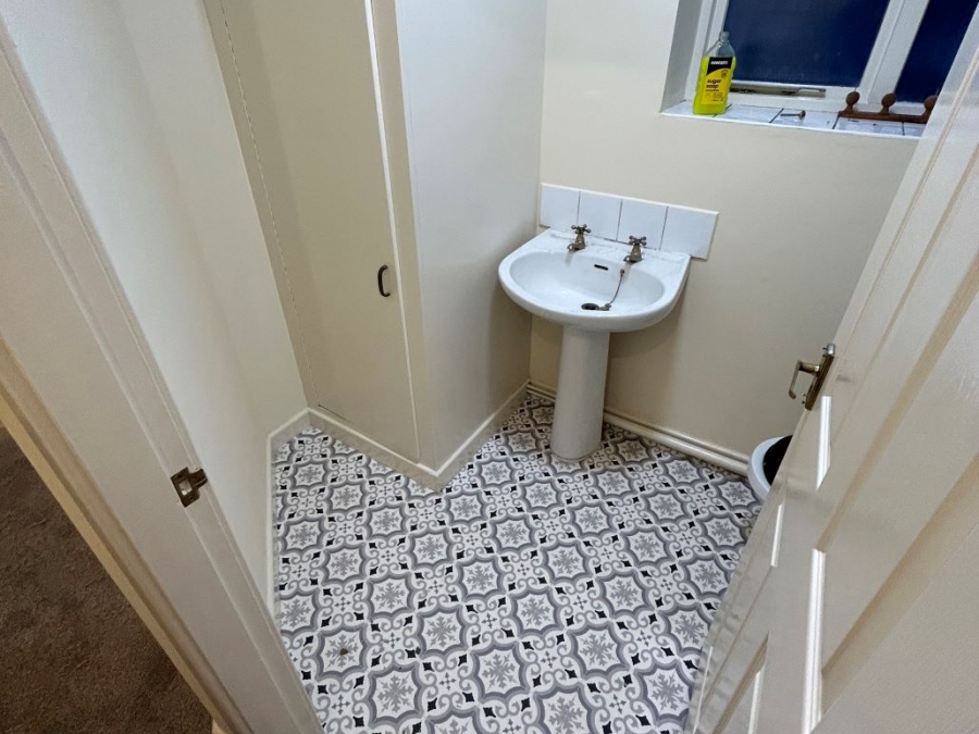 Flat 8 Woolton Court, 24-37 Woodvale Road, Woolton, L25 8RY