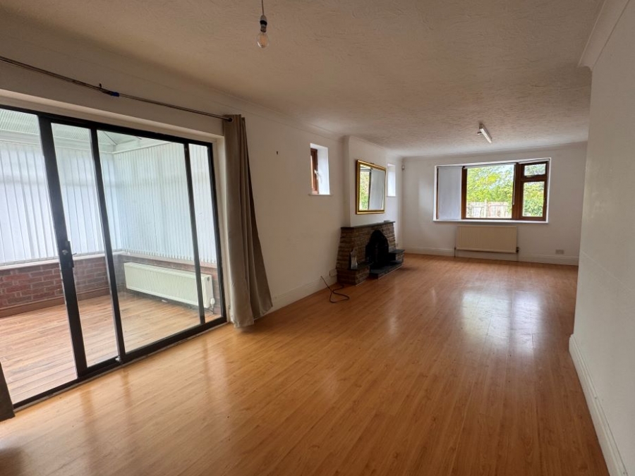 25A Moss Side, Formby, Liverpool, Merseyside, L37 0AE