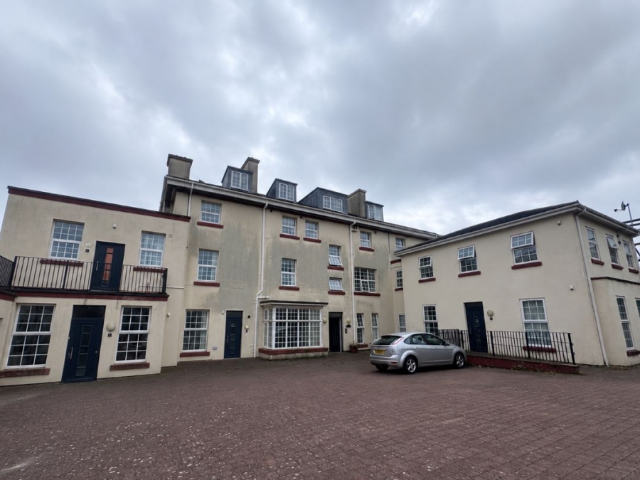 Flat 14, 22 Montpellier Crescent, Wallasey, Merseyside, CH45 9AB