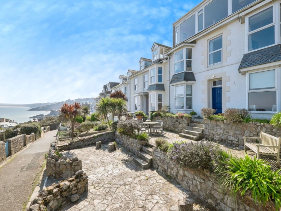 Flat 6, 7 Barnoon Terrace, St. Ives, Cornwall, TR26 1JE