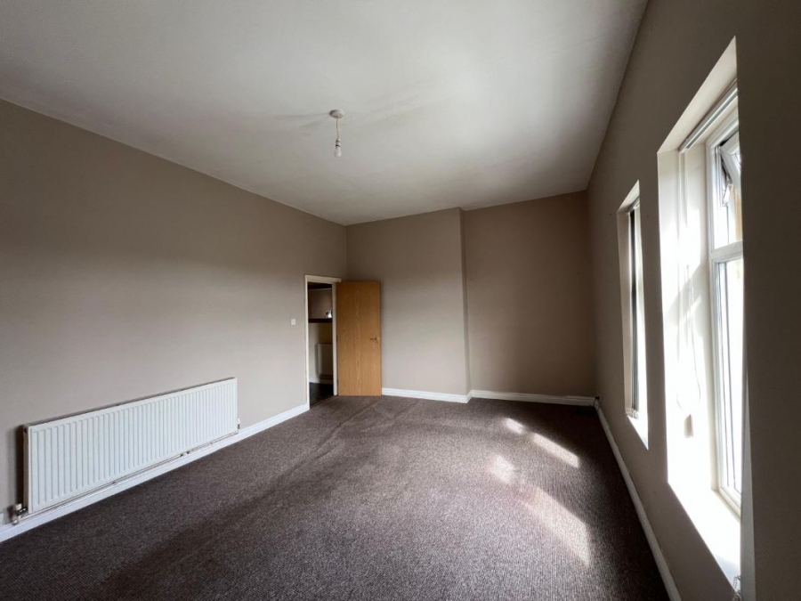 Flat 2, 99 Church Road, Formby, Liverpool, Merseyside, L37 3ND
