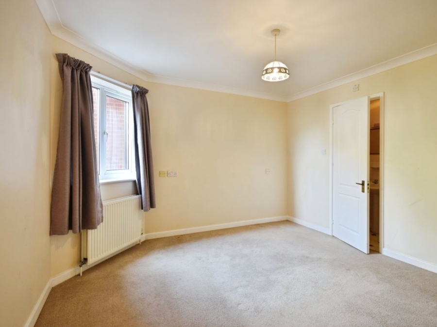 Flat 3 Ashley House, Raddenstile Lane, Exmouth, Devon, EX8 2JH