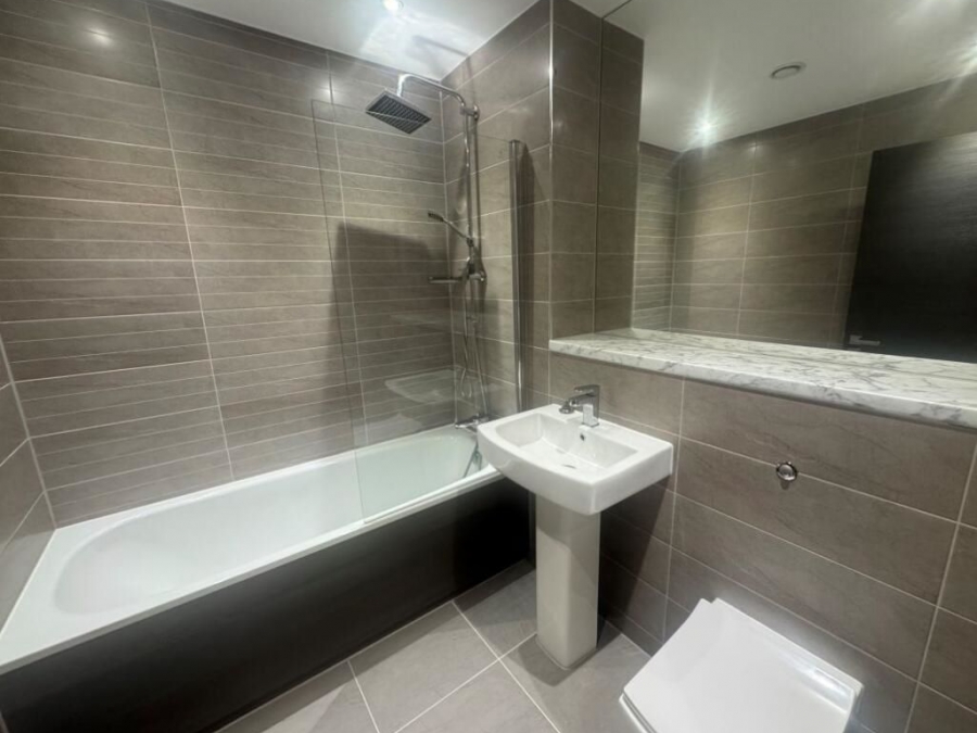 Apt 111 Ropemaker Place, 93 Renshaw Street, Liverpool, Merseyside, L1 2SP