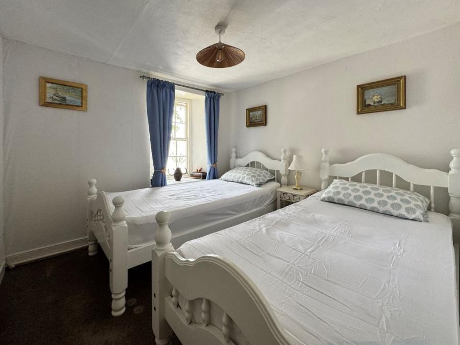 Island House, Hannafore Lane, Looe, Cornwall, PL13 2DU