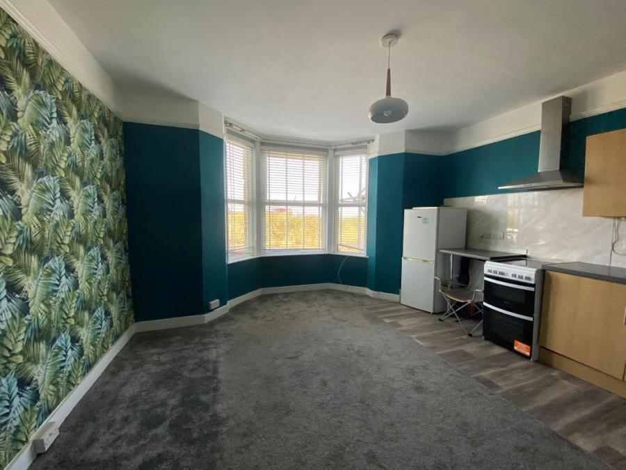 7 Atlantic Road, Newquay, Cornwall, TR7 1QJ