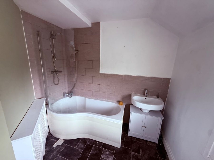 44 Church Lane, Great Sutton, Ellesmere Port, Merseyside, CH66 4RF