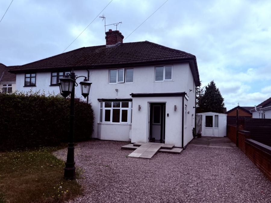 44 Church Lane, Great Sutton, Ellesmere Port, Merseyside, CH66 4RF