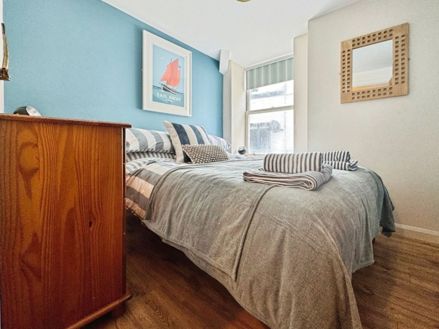 Sandbanks, Bay Street, Looe, Cornwall, PL13 1BZ