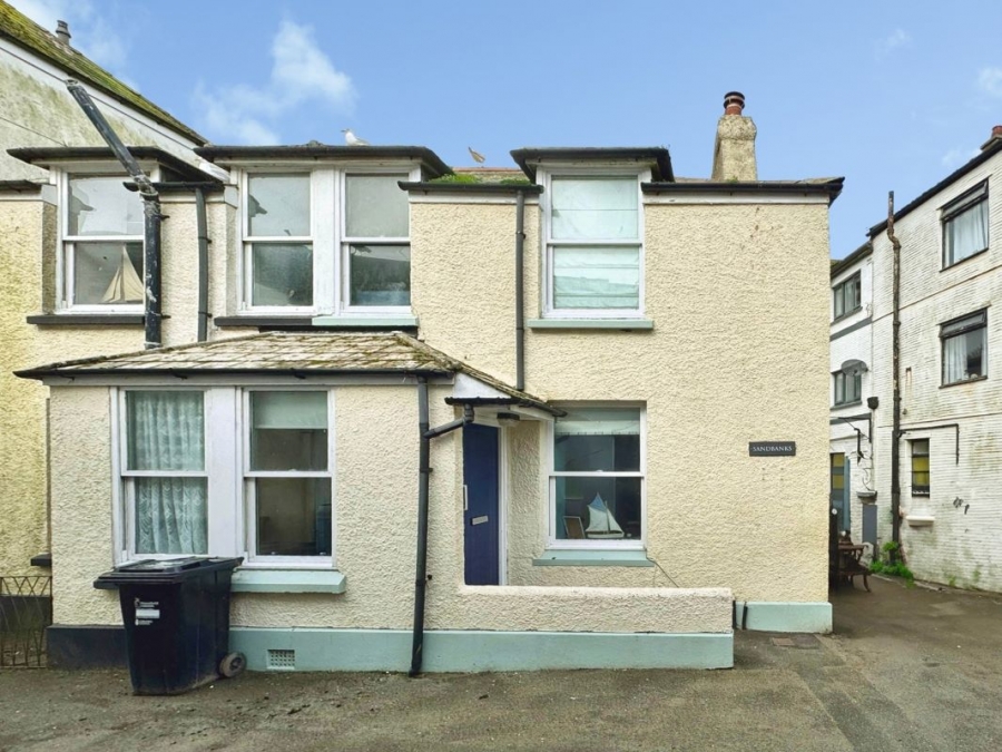 Sandbanks, Bay Street, Looe, Cornwall, PL13 1BZ