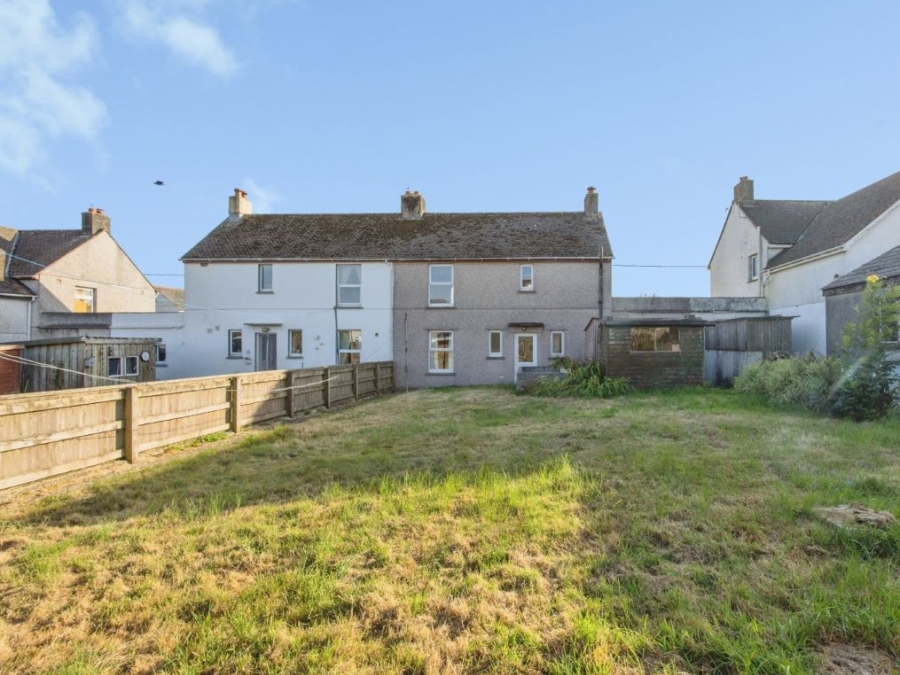 4 Meadow Road, Looe, Lanreath, Cornwall, PL13 2NS