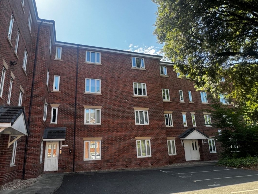 Flat 25 Woodsome Park, Woolton, Liverpool, Merseyside, L25 5HA