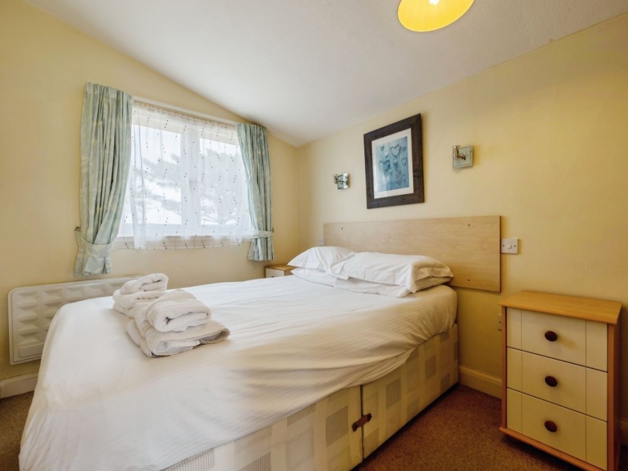 186 Atlantic Bays Holiday Park, St Merryn, Padstow, Cornwall, PL28 8PY
