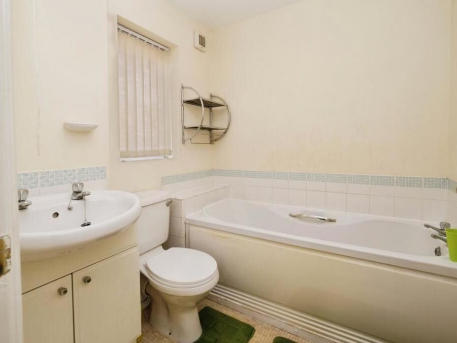 5 Stirling Lane, Hunts Cross, Liverpool, Merseyside, L25 9GF