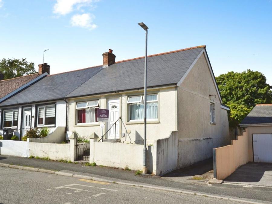 209 North Roskear Road, Tuckingmill, Camborne, Cornwall, TR14 8PP