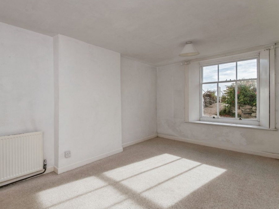 Flat 1 Beacon Court, 4 Louisa Terrace, Exmouth, Devon, EX8 2AQ