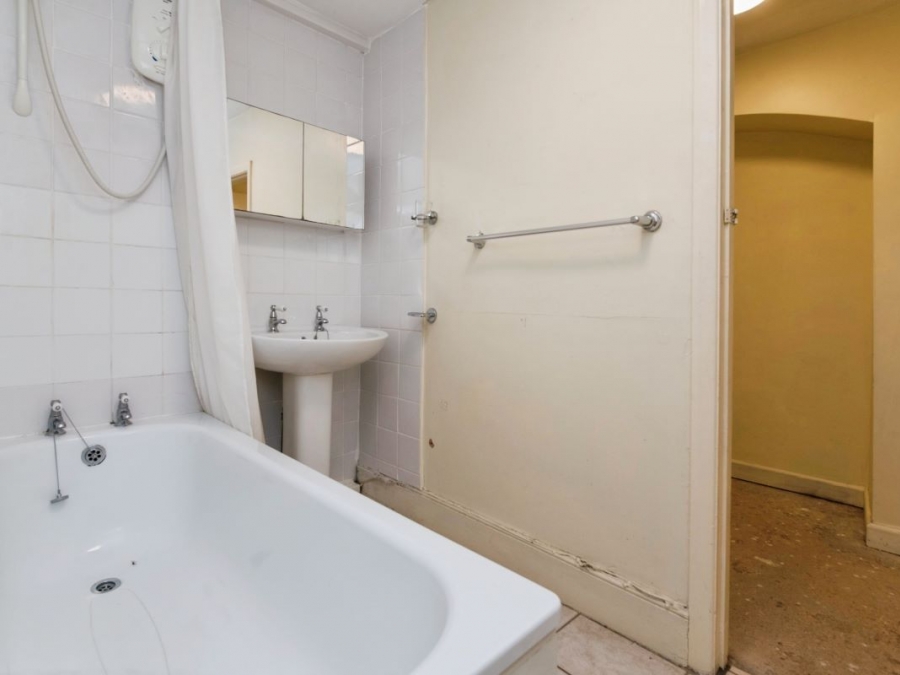 Flat 1 Beacon Court, 4 Louisa Terrace, Exmouth, Devon, EX8 2AQ