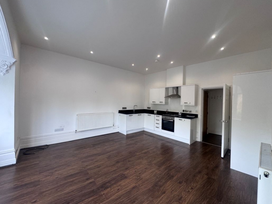 Flat 4, 4 Cambridge House, Southport, PR9 9NG