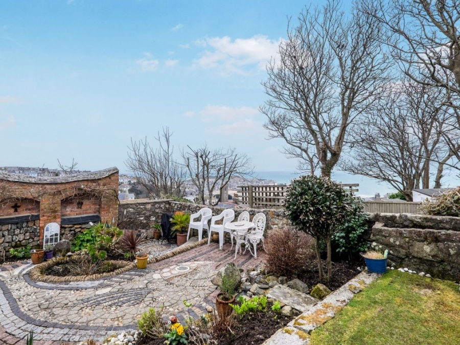 Tregenna Steps Studio, Tregenna Terrace, St. Ives, Cornwall, TR26 2DL