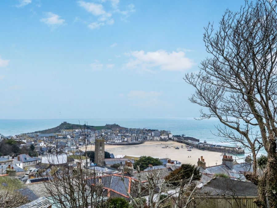 Tregenna Steps Studio, Tregenna Terrace, St. Ives, Cornwall, TR26 2DL