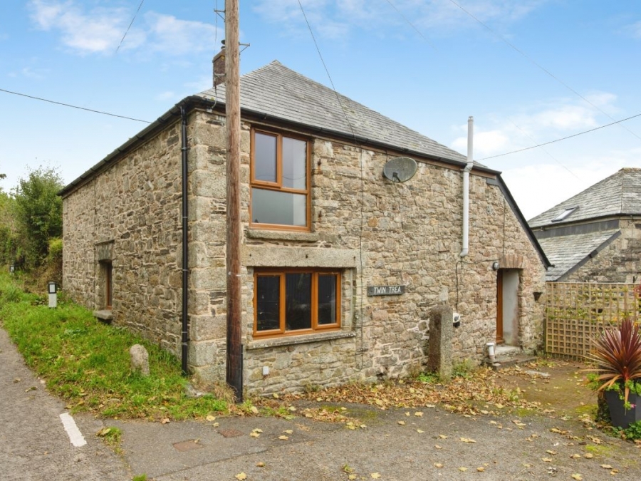 Twin Trea, Launceston, Trewint, Cornwall, PL15 7TG