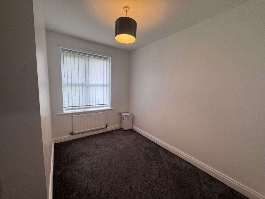 Apt 7 Lathom Court, Liverpool, Merseyside, L36 8BT