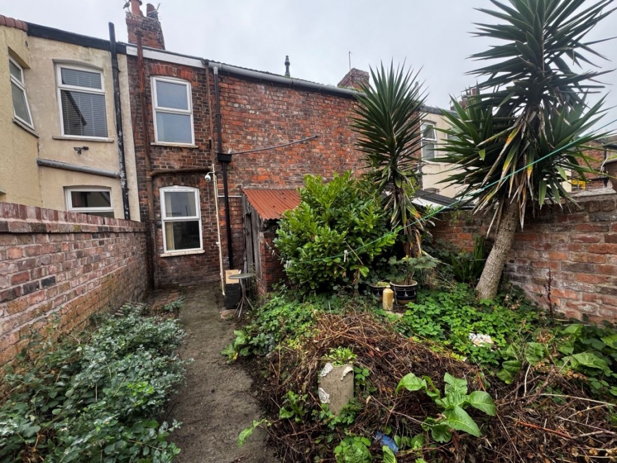 10 Lulworth Avenue, Liverpool, Merseyside, L22 7RT