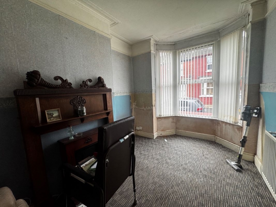 10 Lulworth Avenue, Liverpool, Merseyside, L22 7RT