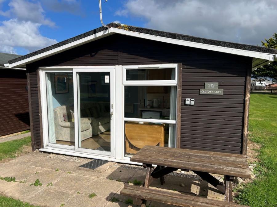 212 Atlantic Bays Holiday Park, St Merryn, Padstow, Cornwall, PL28 8PY