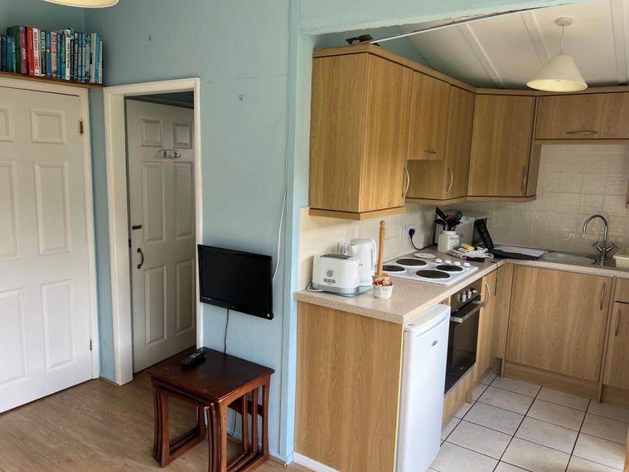 212 Atlantic Bays Holiday Park, St Merryn, Padstow, Cornwall, PL28 8PY