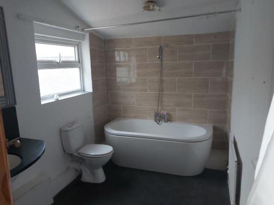 Flat 2, 13a West View, Mold, Clwyd