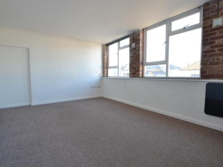 Flats: 8a, 8b, 8c, Commercial Square, Camborne, Cornwall