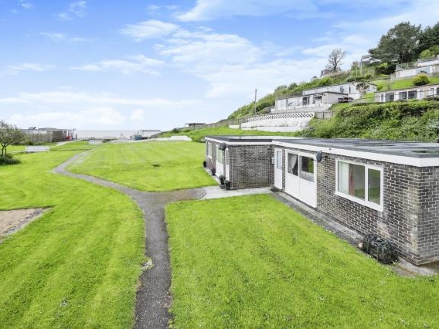 2 Valley Bungalows, Millendreath Holiday Village, Looe, Cornwall