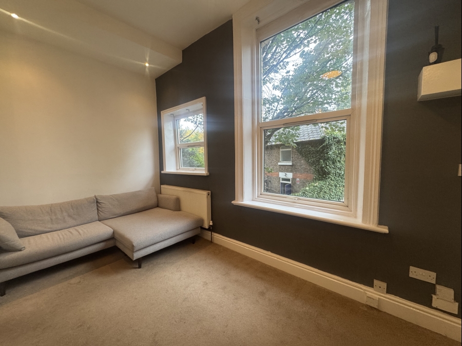 Flat 2, 10 Livingston Avenue, Liverpool